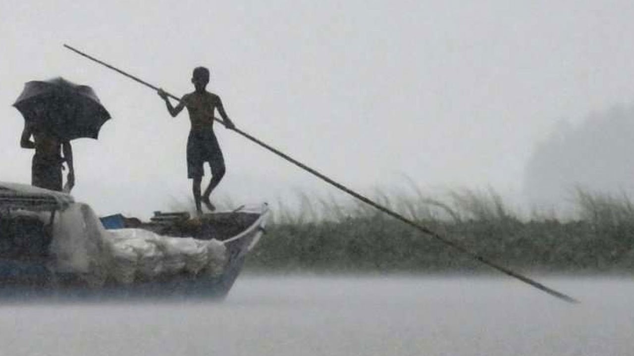 ঢাকাসহ ৭ অঞ্চলে মধ্যরাতের মধ্যে ঝড়ের আভাস