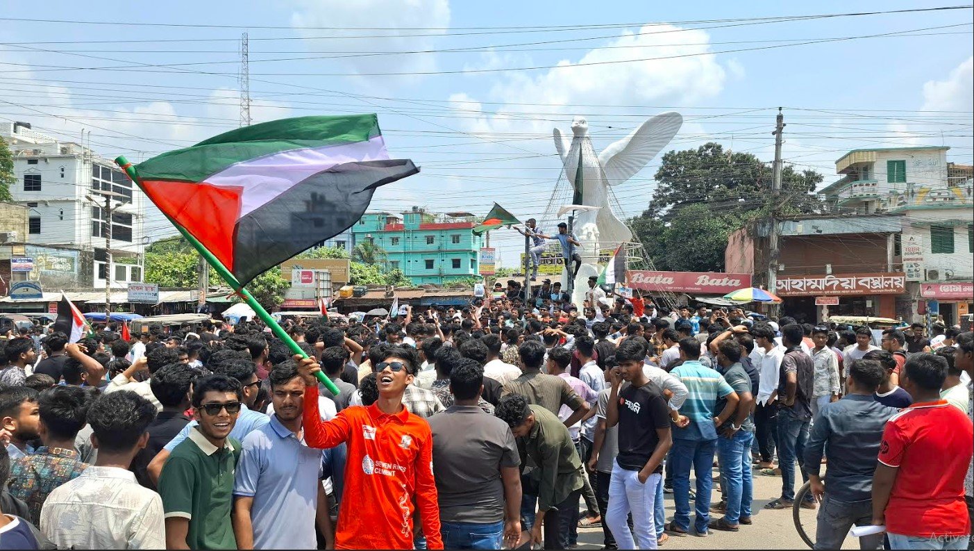ফিলিস্তিনে গণহত্যা: ঝিনাইদহে ইসরাইলি পণ্য বয়কটের ডাক ছাত্রদলের