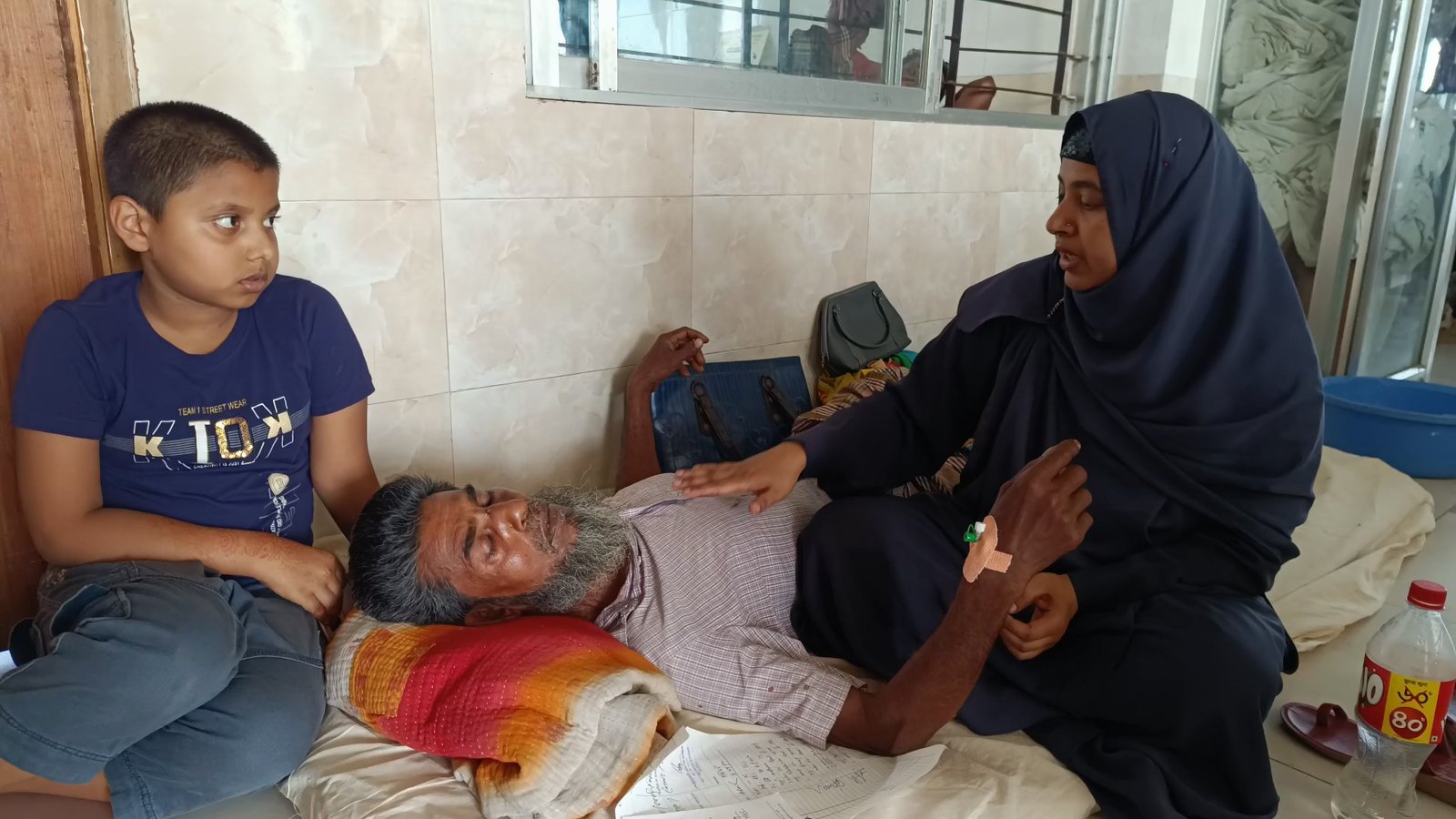 আধিপত্য বিস্তার নিয়ে দু-পক্ষের সংঘর্ষে আহত ১০