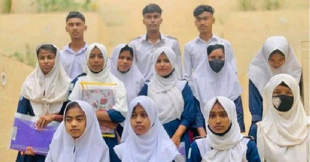 মানবিক বিবেচনায় উখিয়ার সেই ১৩ শিক্ষার্থী পরীক্ষা দেওয়ার সুযোগ পাচ্ছে