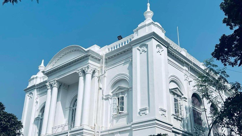 ৩ পুলিশ কর্মকর্তাকে গ্রেপ্তার দেখিয়ে পাঠানো হলো কারাগারে