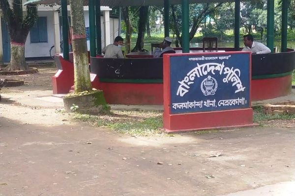 গাছের ডালে ঝুলন্ত অবস্থায় ইটভাটা শ্রমিকের মরদেহ উদ্ধার