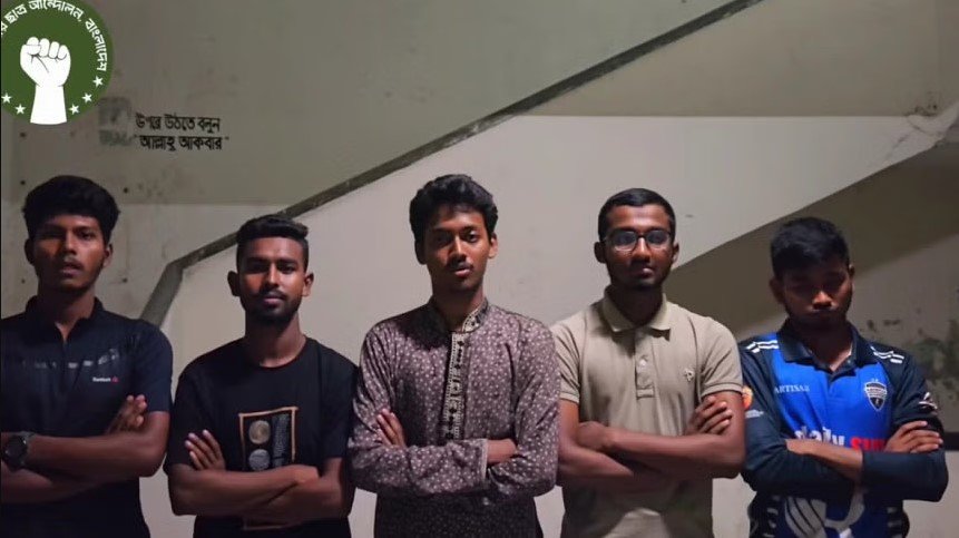 কাফনের কাপড় বেঁধে পলিটেকনিক শিক্ষার্থীদের গণমিছিলের ঘোষণা