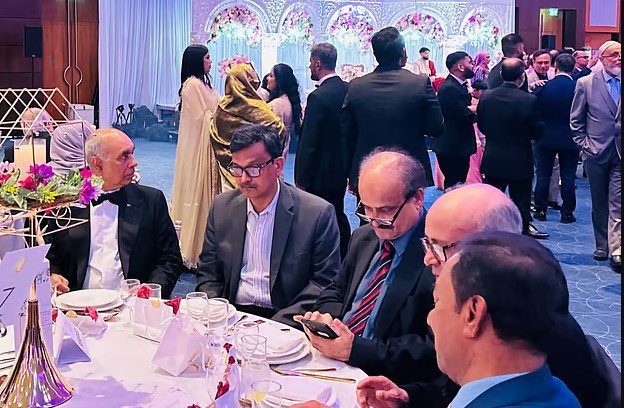 লন্ডনে আওয়ামী লীগ নেতার ছেলের বিয়েতে একসঙ্গে শেখ হাসিনার সাবেক চার মন্ত্রী-প্রতিমন্ত্রী