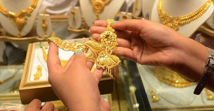 একদিনের ব্যবধানে সোনার ভরিতে বাড়লো ৫৩৪২ টাকা