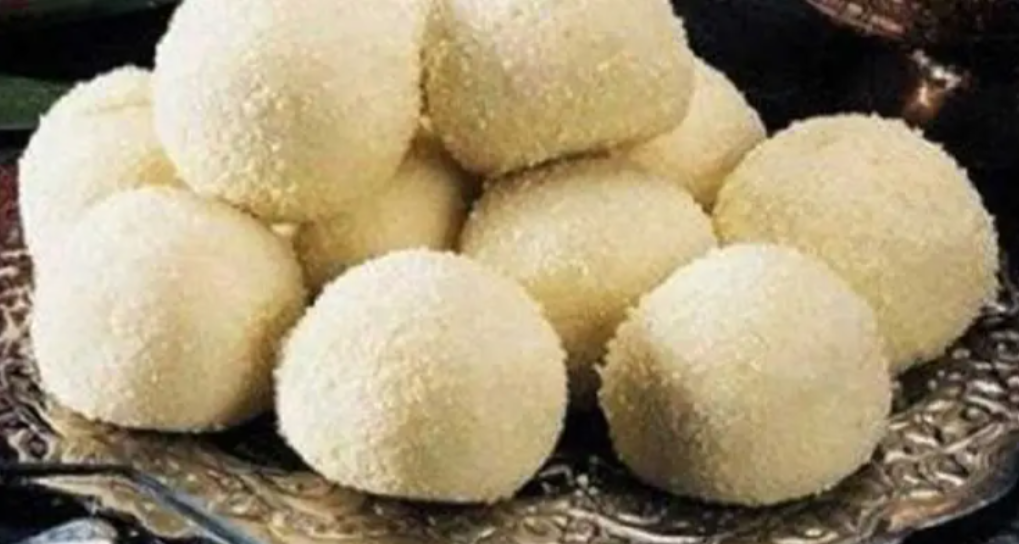নাটোরের কাঁচাগোল্লা’ শুধু একটি মিষ্টির নাম নয়, এটি একটি ইতিহাস, একটি আবেগের নাম