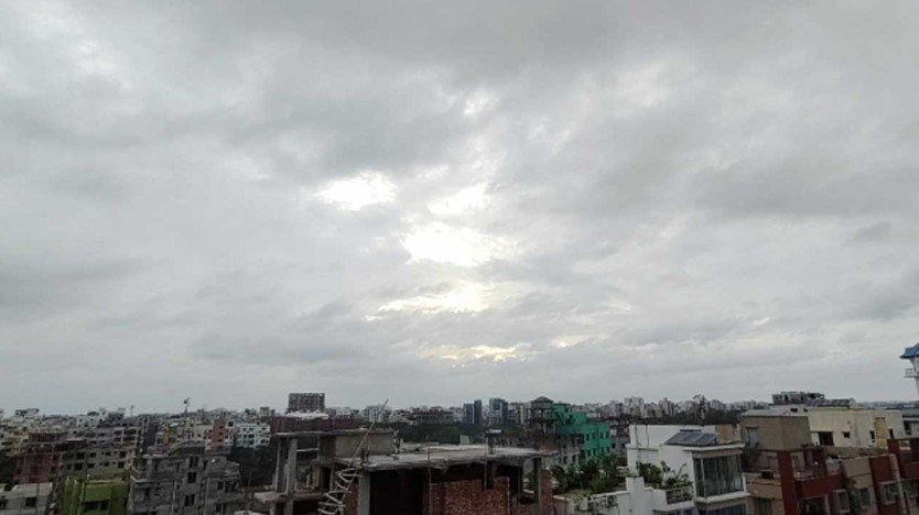 ঢাকায় দিনের তাপমাত্রা বৃদ্ধির আভাস, বাড়বে গরমের তীব্রতা