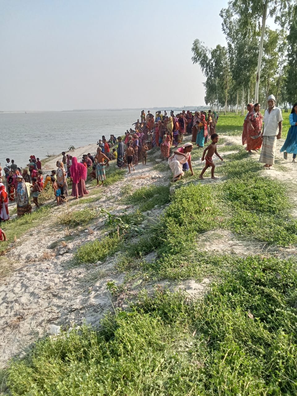 ব্রহ্মপুত্র নদে গোসল করতে নেমে ২ ভাই নিখোজ