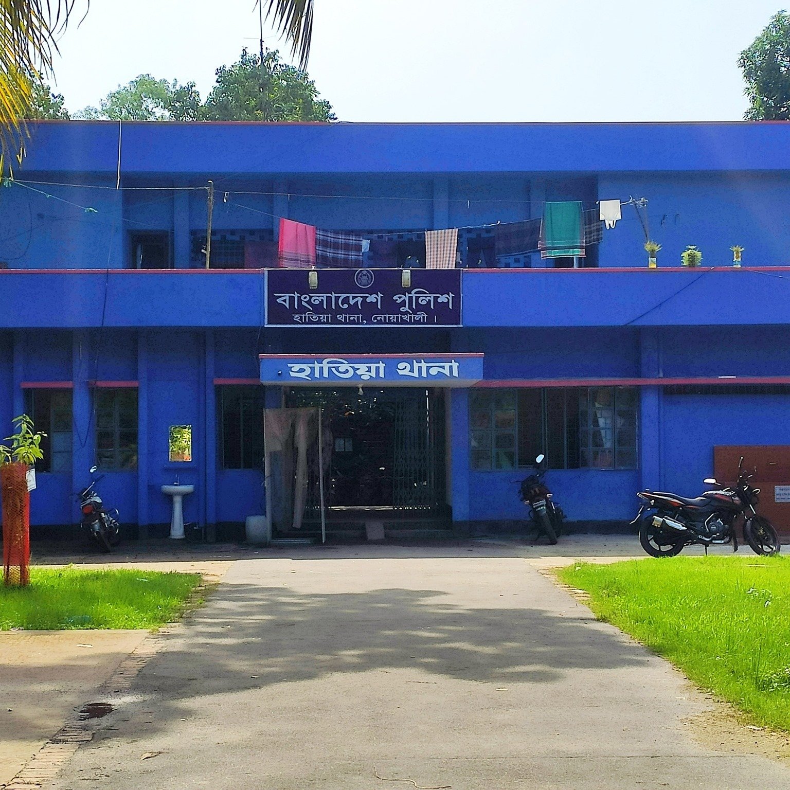 নামাজ পড়ে ফেরার পথে বিদ্যুৎস্পৃষ্টে সাবেক ভাইস চেয়ারম্যানের মৃত্যু