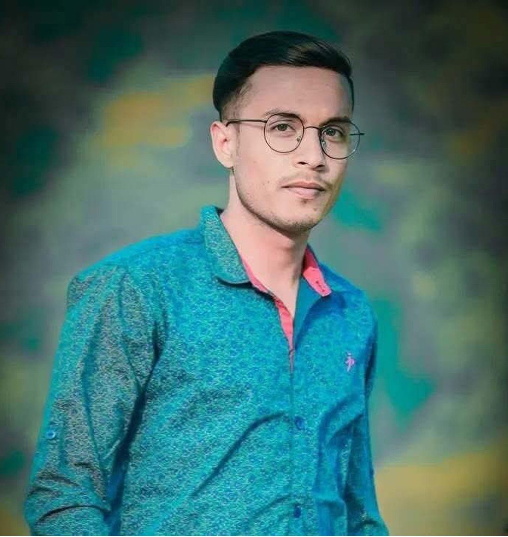 ফ্রিজের তারে কোদালের কোপ, ছাত্রলীগ নেতার মৃত্যু