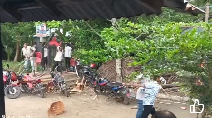 বাগেরহাটে দুই পক্ষের সংঘর্ষে ইউনিয়ন বিএনপির সম্মেলন স্থগিত, আহত ৩০