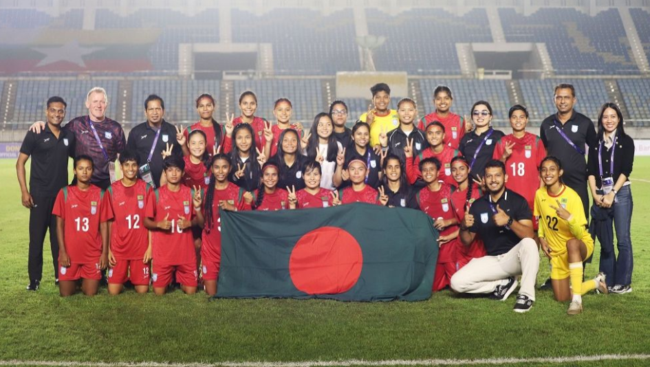 ইতিহাস গড়লো বাংলাদেশ নারী ফুটবল দল, সংবর্ধনা পাবে হাতিরঝিলে