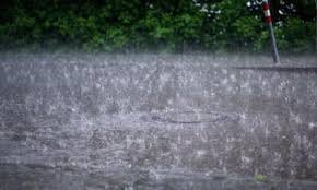তিন বিভাগে ভারী বৃষ্টির আশঙ্কা, ঢাকায় হালকা থেকে মাঝারি বৃষ্টি