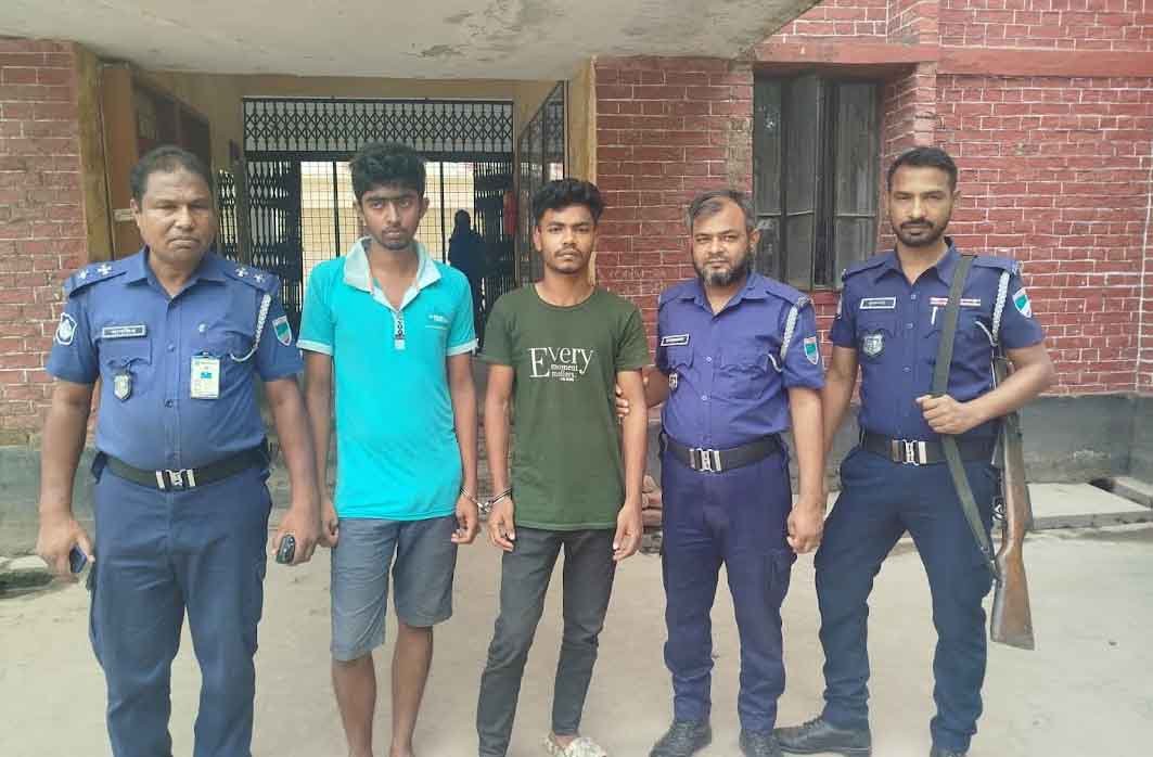 সিম কোম্পানির কর্মীকে ধর্ষণ , গ্রেপ্তার ৩