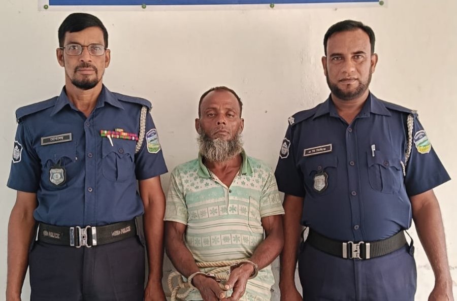 নিজ কন্যাকে ধর্ষণের অভিযোগে পিতা গ্রেফতার