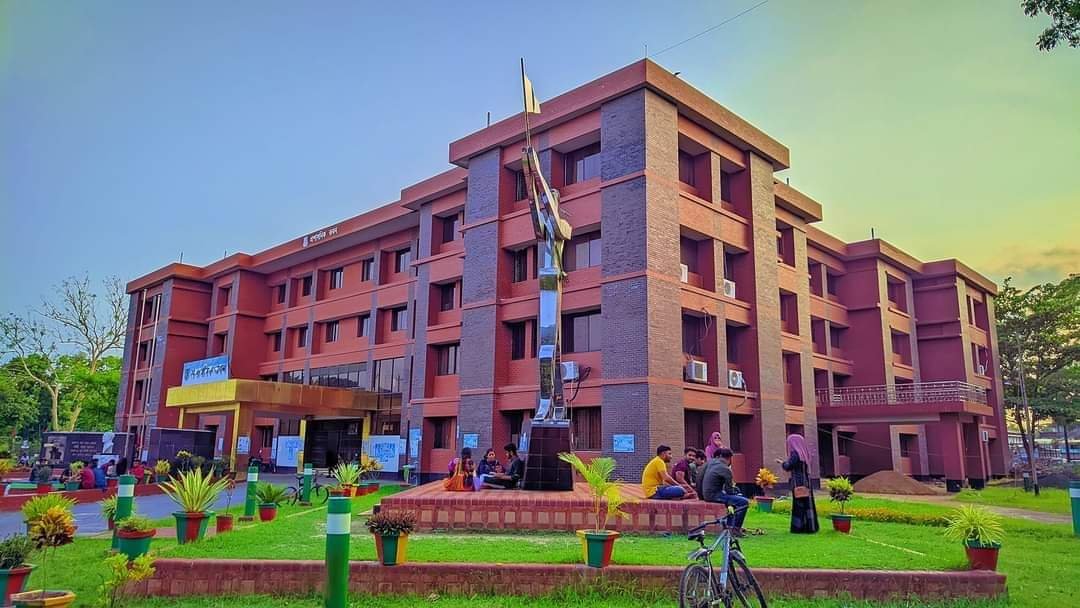 পবিপ্রবিতে কৃষি গুচ্ছের ভর্তি পরীক্ষায় চার স্তরের নিরাপত্তা ব্যবস্থা