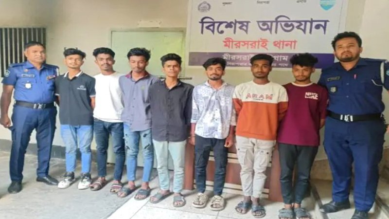 অনলাইনে বিজ্ঞাপন দিয়ে প্রতারণা, গ্রেপ্তার ৭