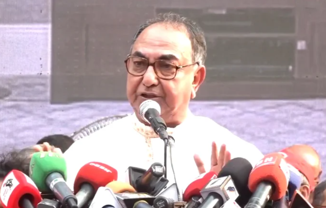 ১৭ বছর গাছে পানি দিয়েছে বিএনপি, ফল খেয়েছেন আপনারা: মির্জা আব্বাস