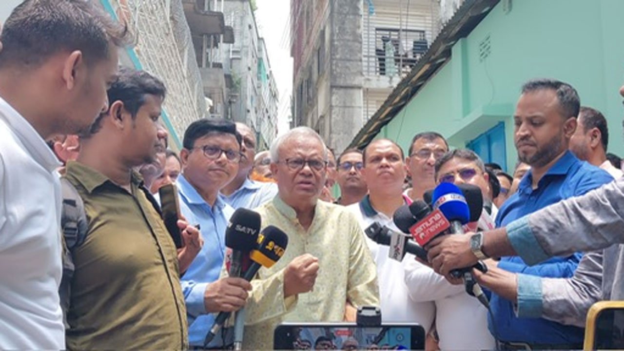 গায়ের জোরে ইশরাককে মেয়র হতে দিচ্ছে না সরকার : রিজভী