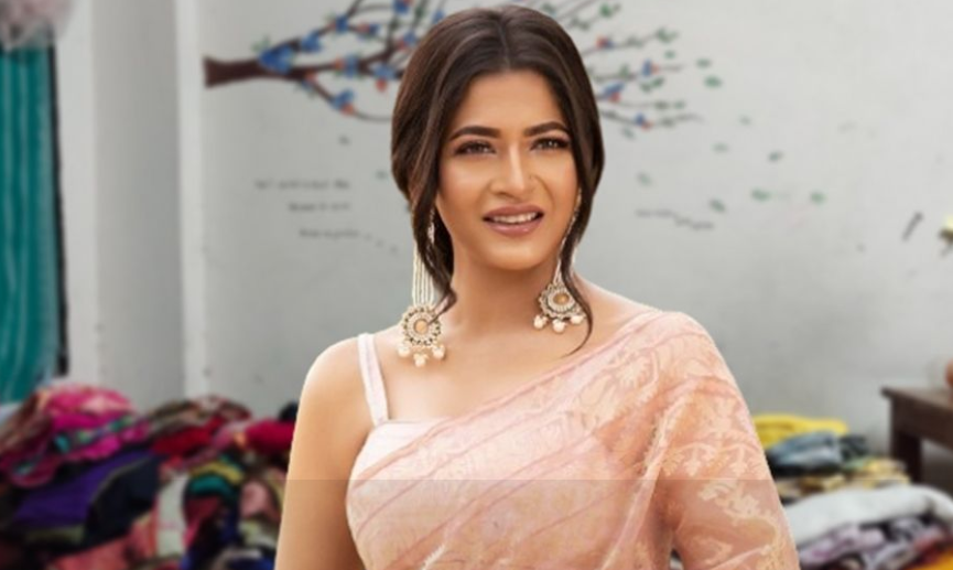 কুমিল্লার মুরাদনগরে নারীকে ধর্ষণ ও নির্যাতনের অভিযোগ, ভিডিও ভাইরালে ক্ষোভে ফুঁসছে জনতা