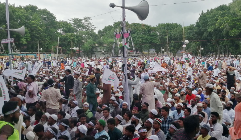 রংপুরে জামায়াতের জনসভা: “আল্লাহর আইন চাই, সৎ লোকের শাসন চাই”—দাবি নেতাকর্মীদের