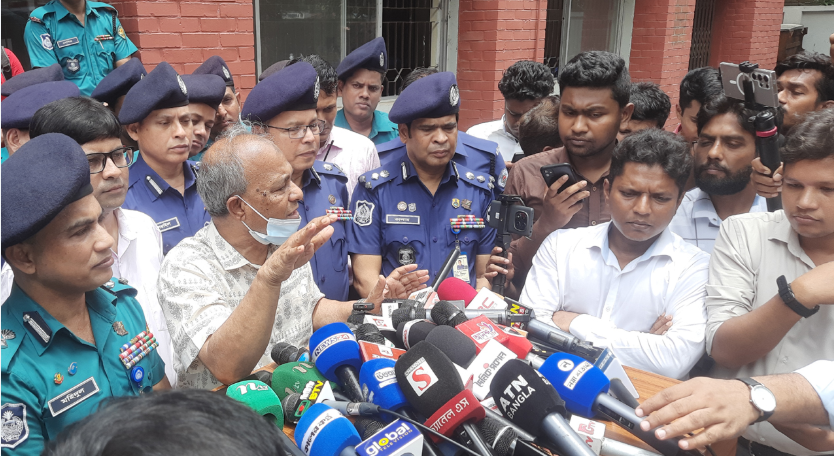 স্বরাষ্ট্র ও কৃষি উপদেষ্টা জাহাঙ্গীর আলম চৌধুরী: মব (গণপিটুনি) ঘটনায় কেউ ছাড় পাবে না