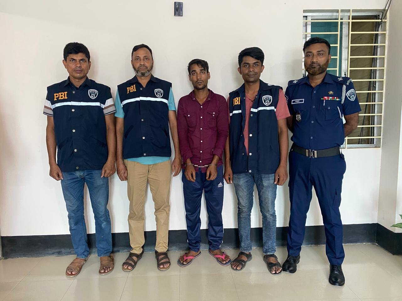 সেপটিক ট্যাঙ্ক থেকে মরদেহ উদ্ধারের ঘটনায় যুবক গ্রেপ্তার