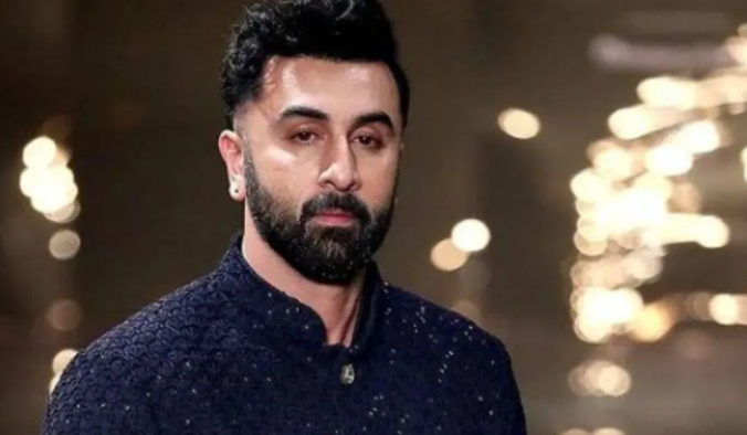‘রাম’ রূপে রণবীর কাপুর, গরু মাংস খাওয়ার পুরনো মন্তব্যে ফের বিতর্কে অভিনেতা