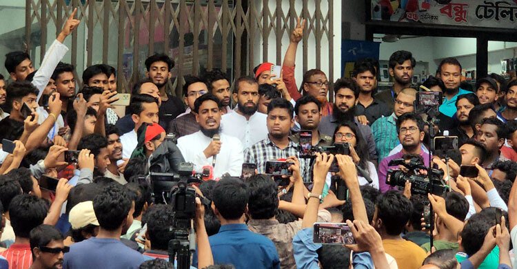 ভারতকে ভয় পাওয়ার কোন কারণ নেই- জুলাই পদযাত্রায় চুয়াডাঙ্গার সমাবেশে নাহিদ ইসলাম