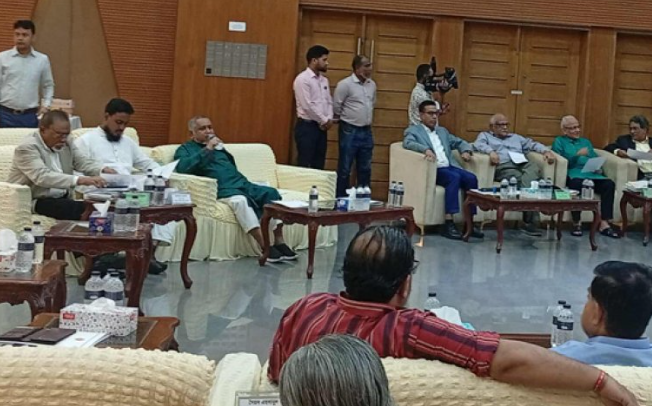 নারী আসন ও দ্বিকক্ষ পার্লামেন্ট নিয়ে আলোচনা: দ্বিতীয় ধাপে চলছে জাতীয় ঐকমত্য কমিশনের বৈঠক