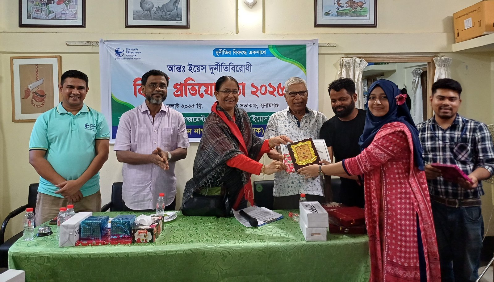সুনামগঞ্জে সনাকের বিতর্ক প্রতিযোগিতা: দুর্নীতিমুক্ত দেশ গড়তে তারুণ্যের সাহসী শক্তিকে কাজে লাগাতে হবে