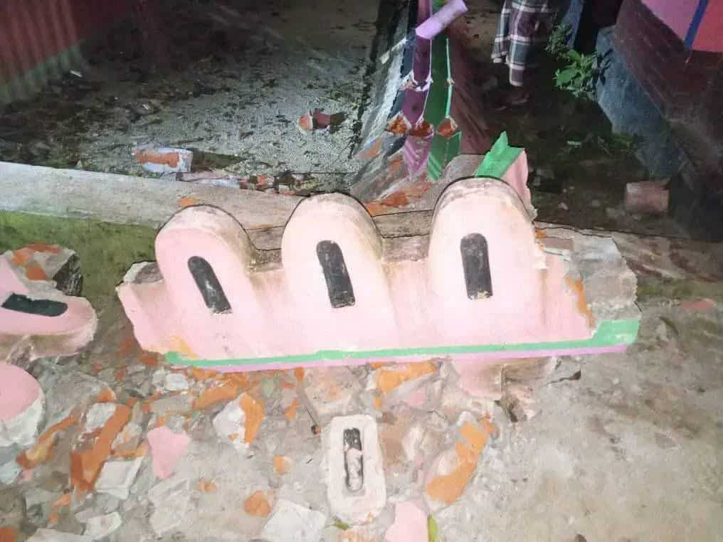 কু‌ড়িগ্রা‌মে মস‌জি‌দের রে‌লিং ভে‌ঙে প্রাণ গেলো মুসল্লীর