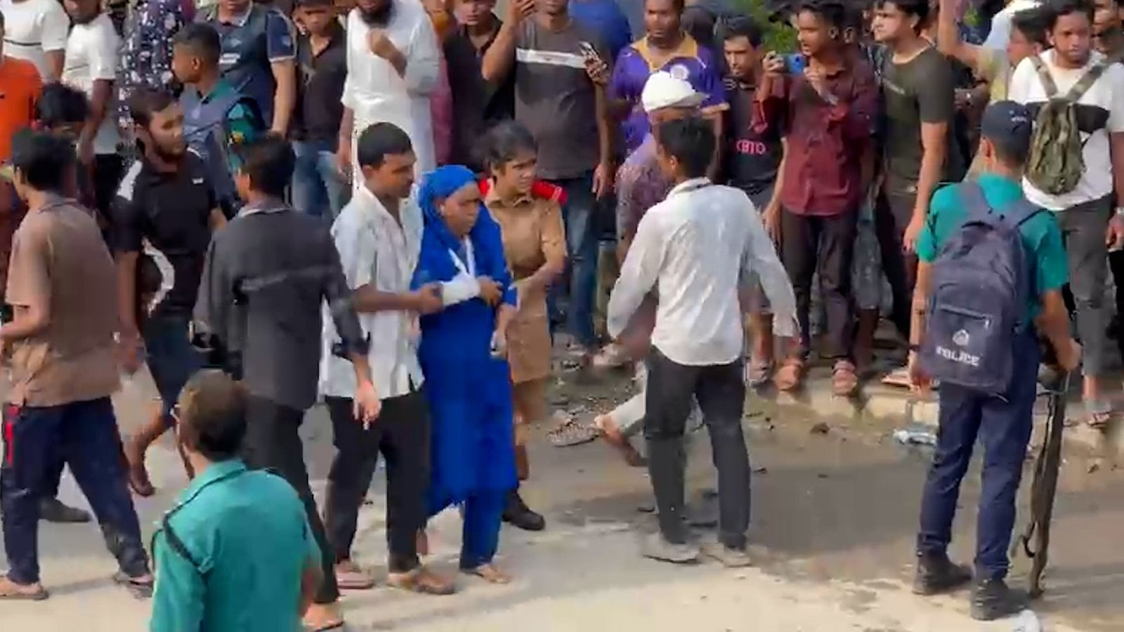 উত্তরার দুর্ঘটনায় প্রধান উপদেষ্টার কর্মসূচি স্থগিত