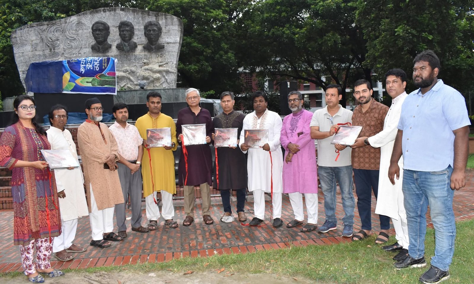 রাবিতে শুরু হয়েছে জুলাই অভ্যুত্থানের আলোকচিত্র ও প্রামাণ্য চলচ্চিত্র প্রদর্শনী