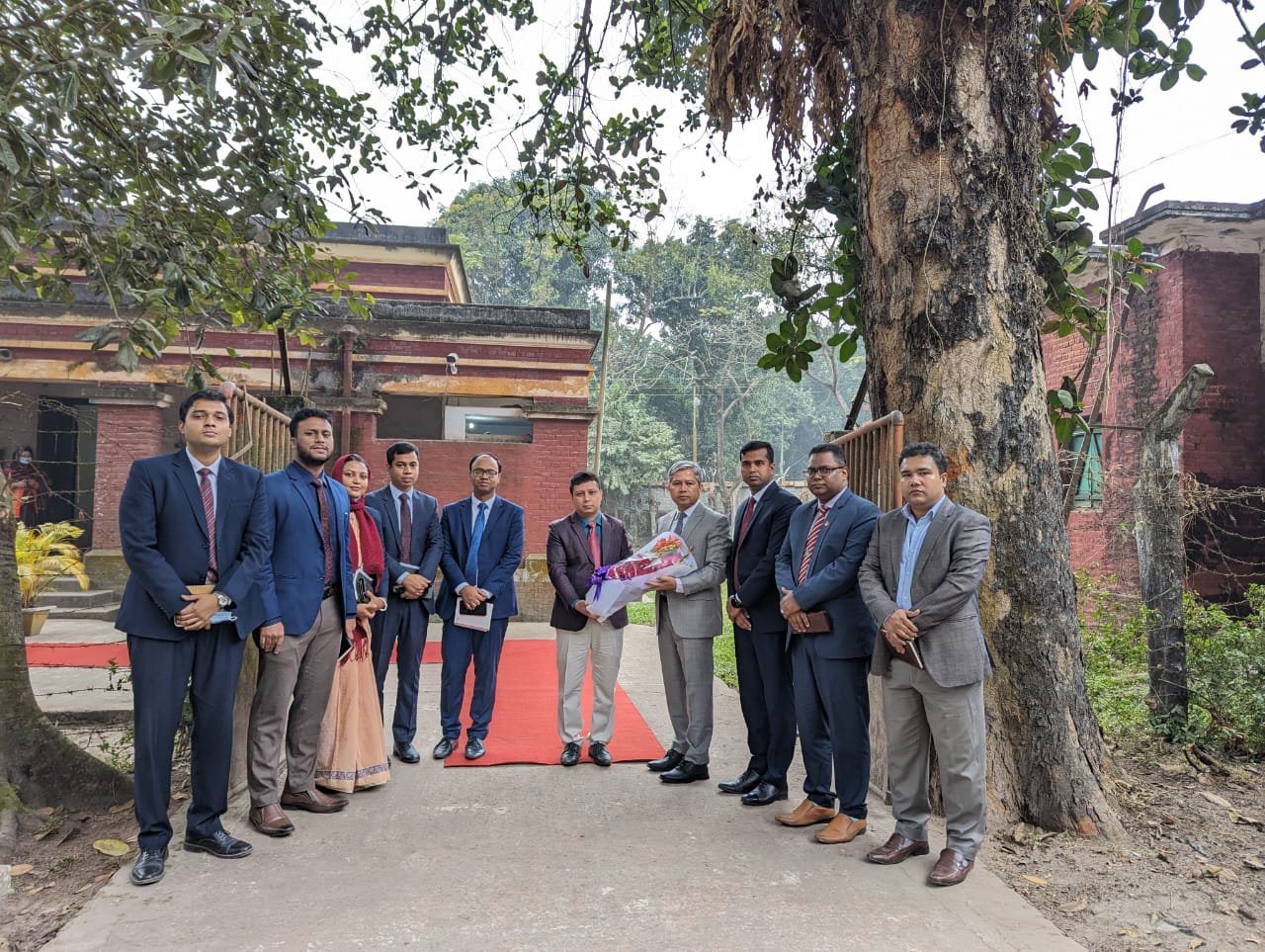 ঠাকুরগাঁও জেলা প্রশাসকের কার্যালয়ে ৪৪ জন নিয়োগ, আবেদন শুরু ১৪ আগস্ট
