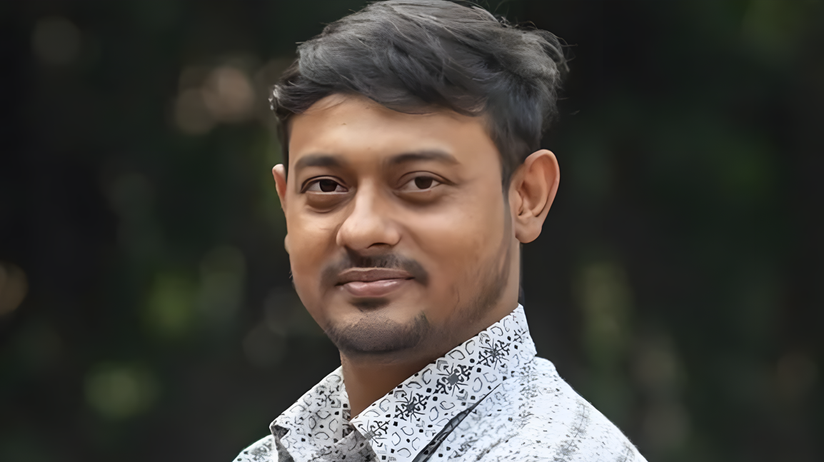 সাগরের পাড়ে বসে আমি গভীরভাবে ভাবতে চেয়েছি : নাসীরুদ্দীন পাটওয়ারী