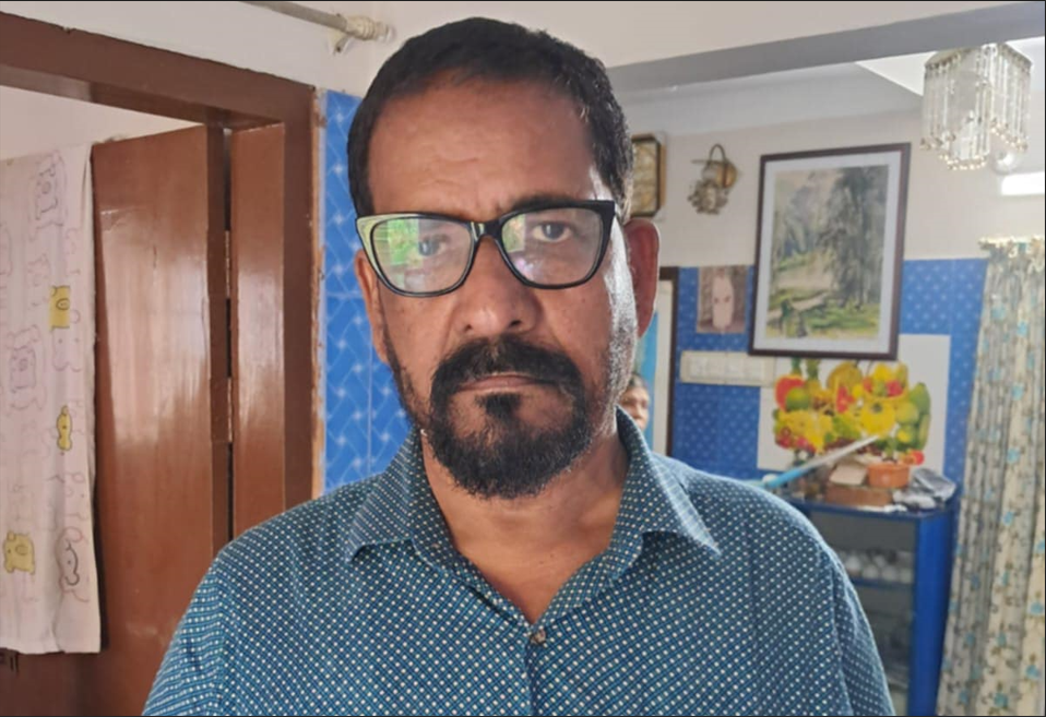 পারিবারিক স্বরযন্ত্রের স্বিকার ব্যবসায়ী আবুল বাসার শামীম