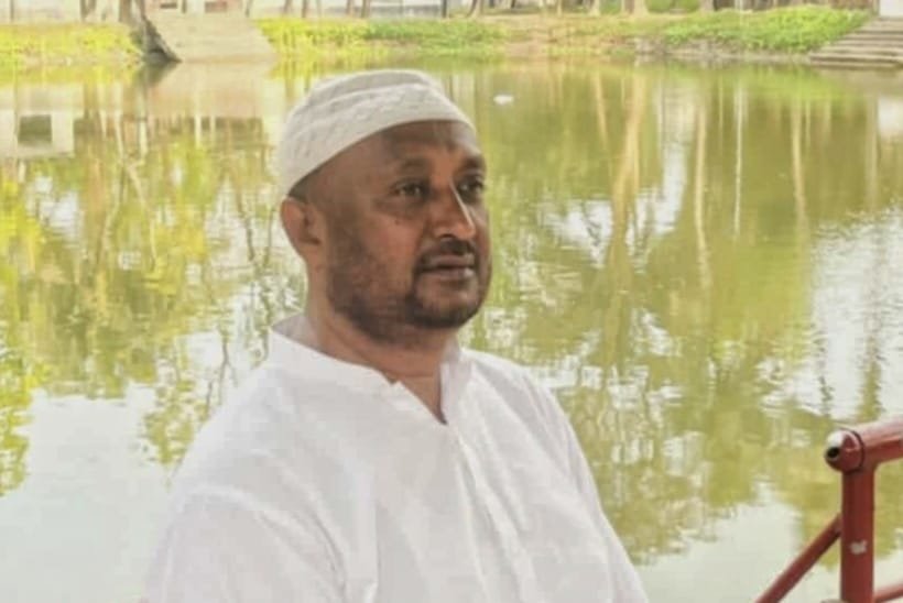 নোয়াখালীতে প্রধান শিক্ষকের সাথে সহকারি শিক্ষিকার আপত্তিকর ভিডিও ফাঁস