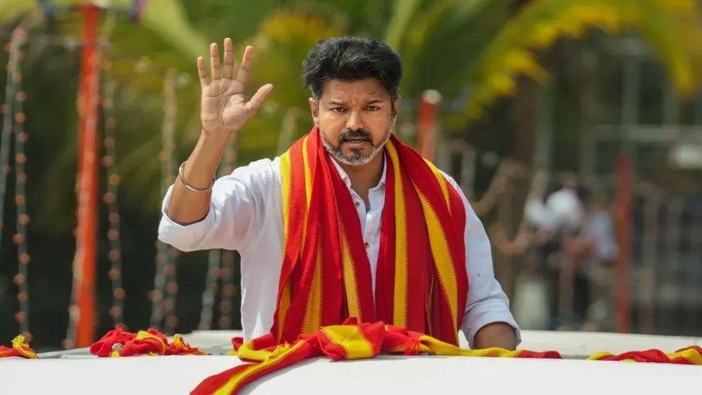 ফ্যাসিবাদী বিজেপির বিরুদ্ধে রুখে দাঁড়াতে হবে’: মাদুরাইয়ে থালাপতি বিজয়ের হুঁশিয়ারি