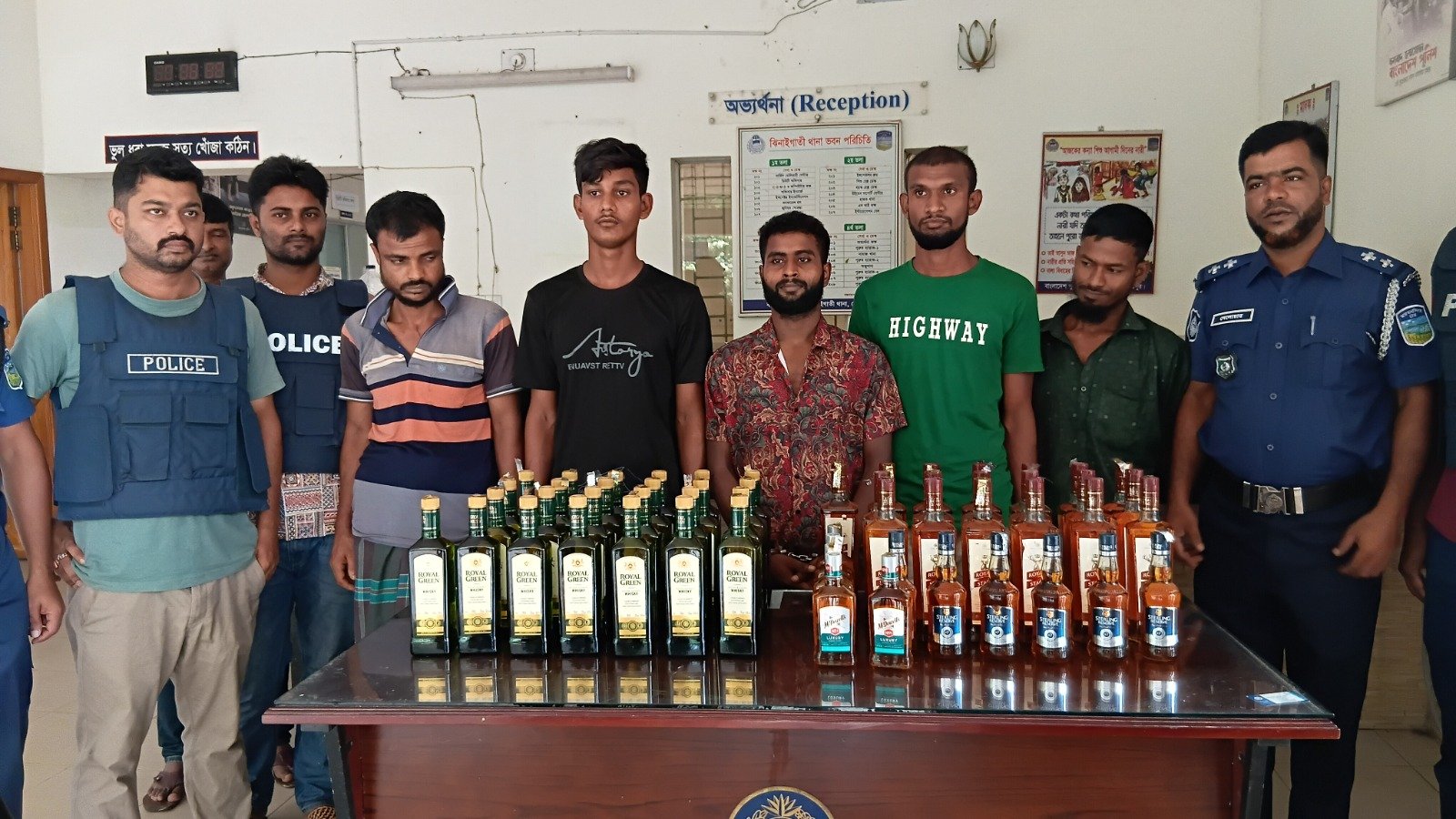 ঝিনাইগাতীতে ১৯ মামলার আসামিসহ গ্রেপ্তার ৬!